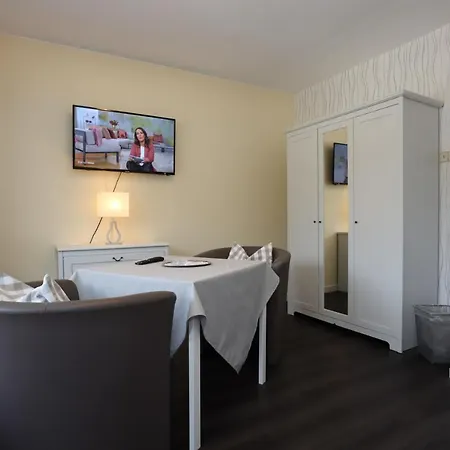 Hotel Sonnenhof Garni 3*
