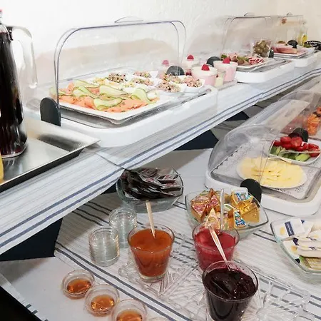 Sonnenhof Garni Hotel 3*