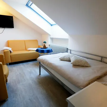 Sonnenhof Garni Hotel 3*