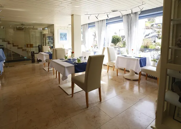 Hotel Sonnenhof Garni 3*